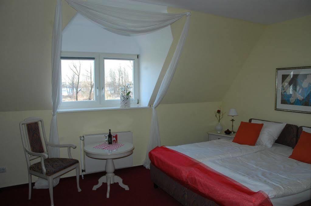 Alago Hotel Am See Cambs Extérieur photo