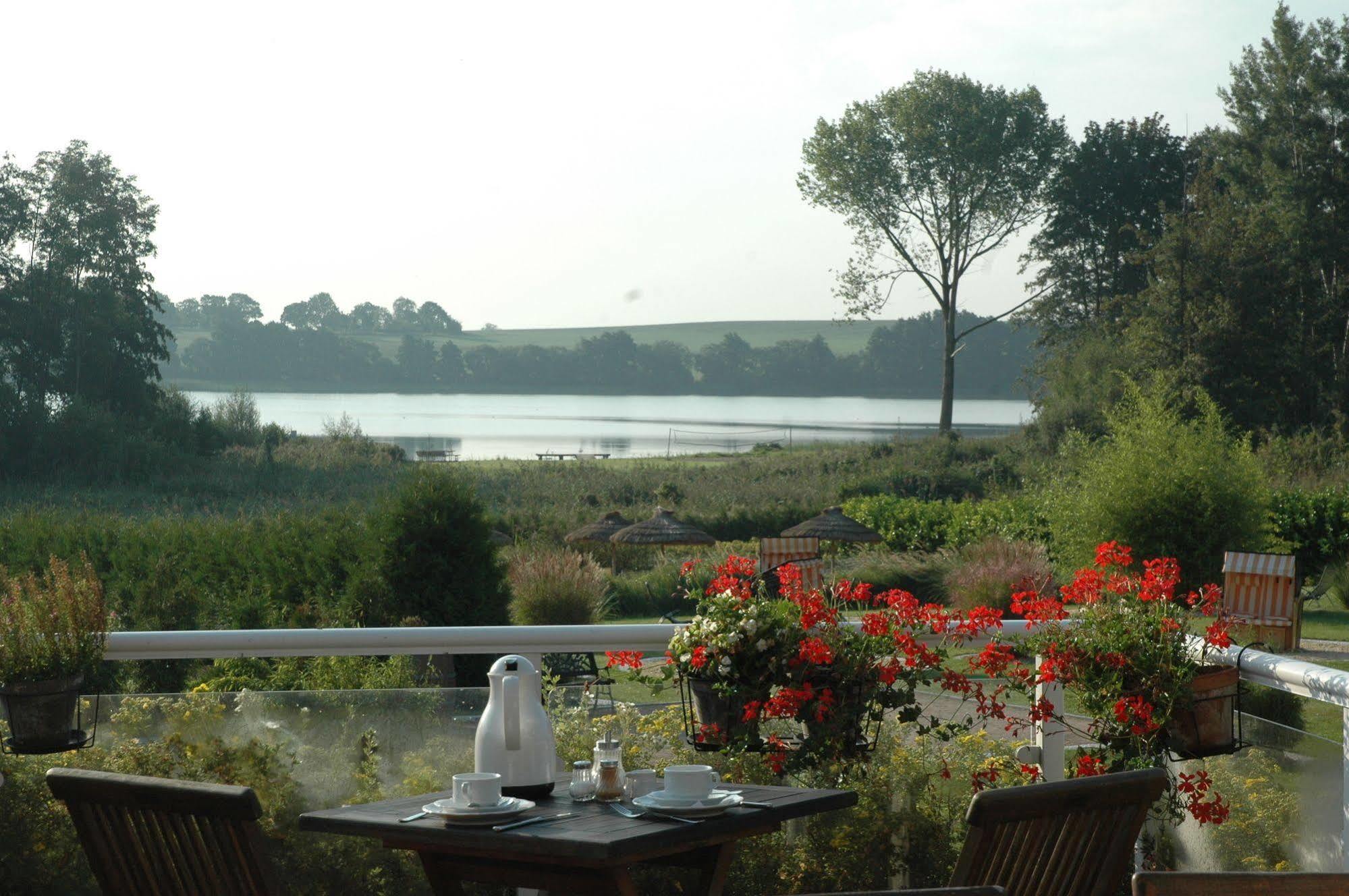 Alago Hotel Am See Cambs Extérieur photo